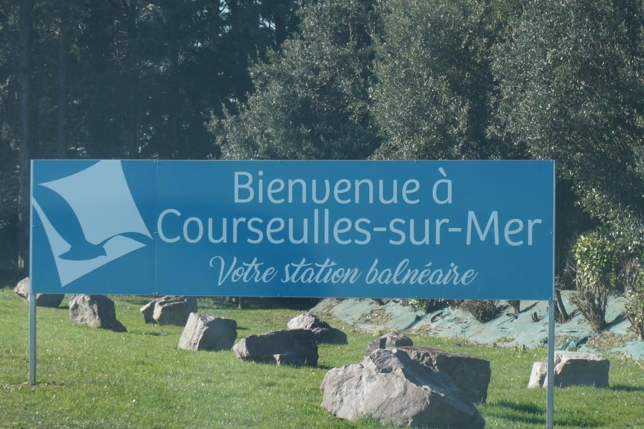 Plage Et La Mer Tres Proche Courseulles-sur-Mer Exterior photo